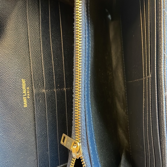 Saint Laurent Matelasse large flap wallet - Picture 8 of 10